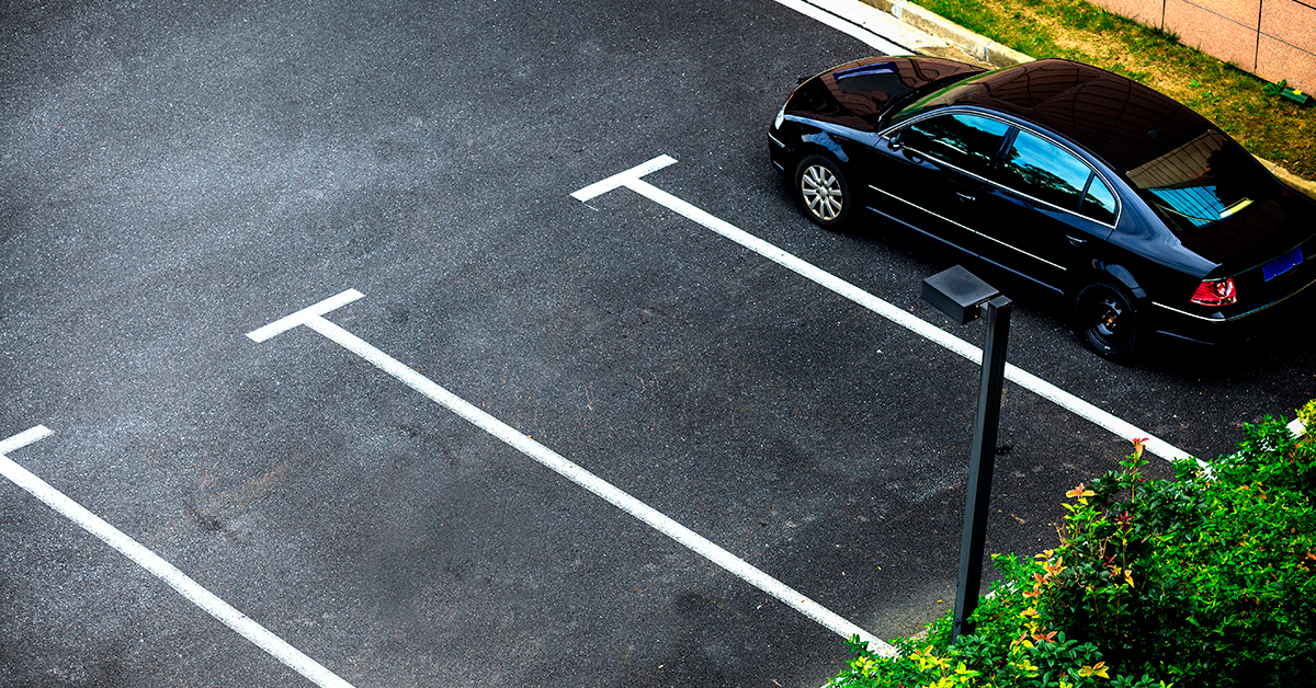 Perigos de estacionar na rua: saiba por que não fazer