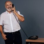 telefone de idoso