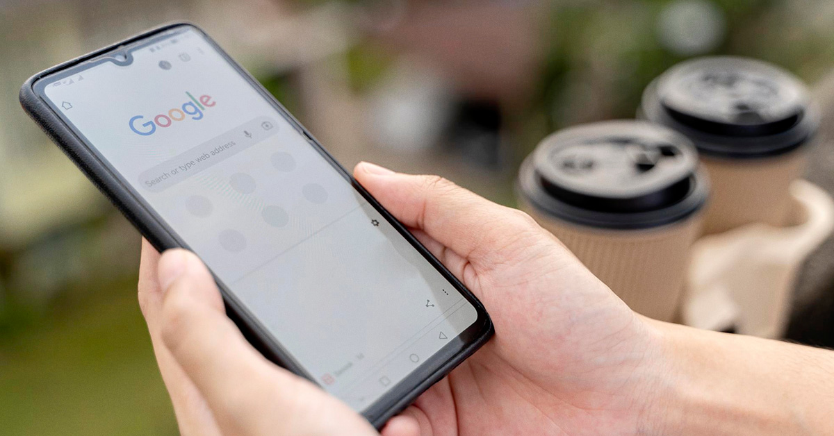 Google Assistente ganha linha telefônica para usuários sem